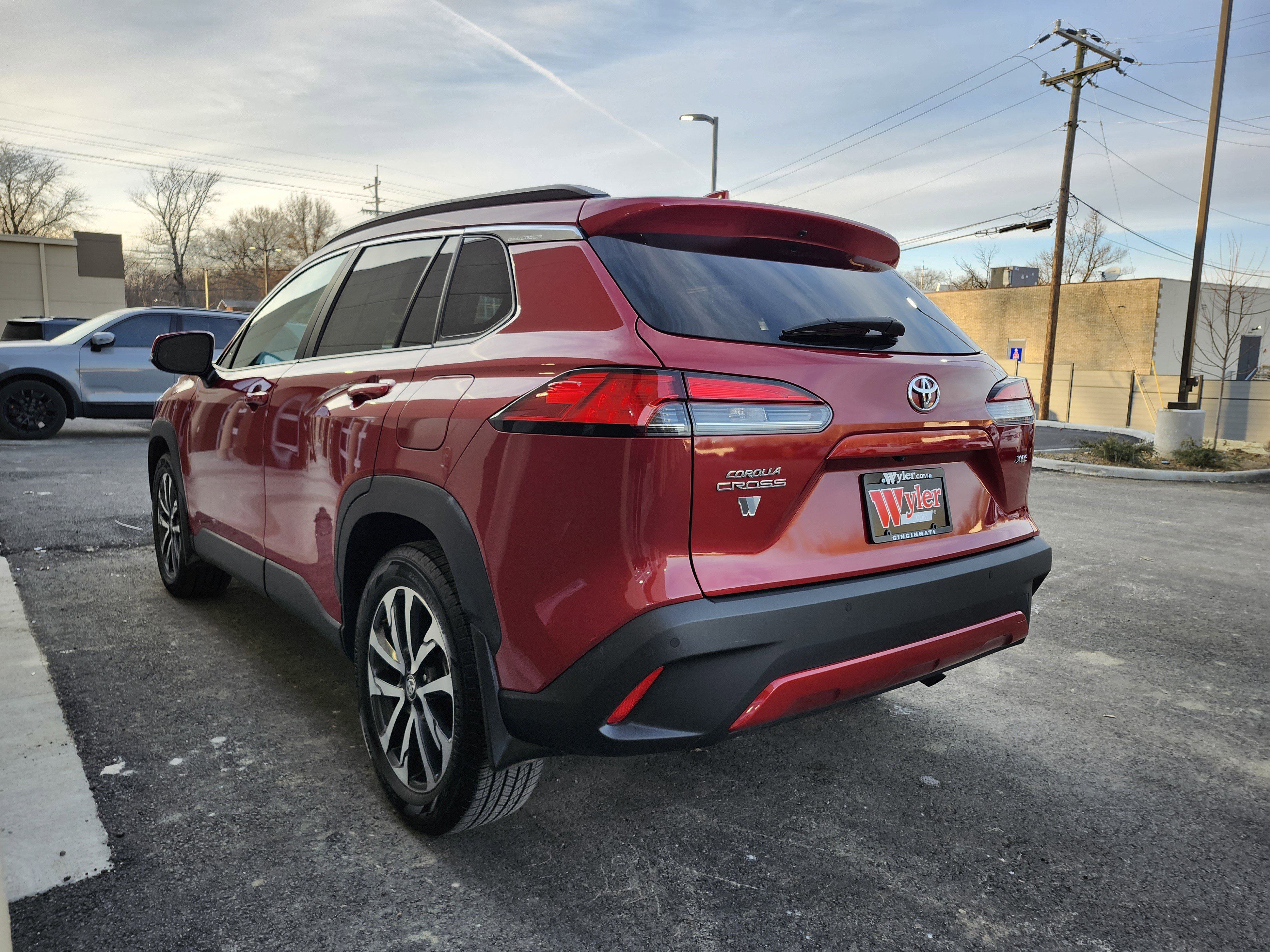 Used 2023 Toyota Corolla Cross XLE image 29