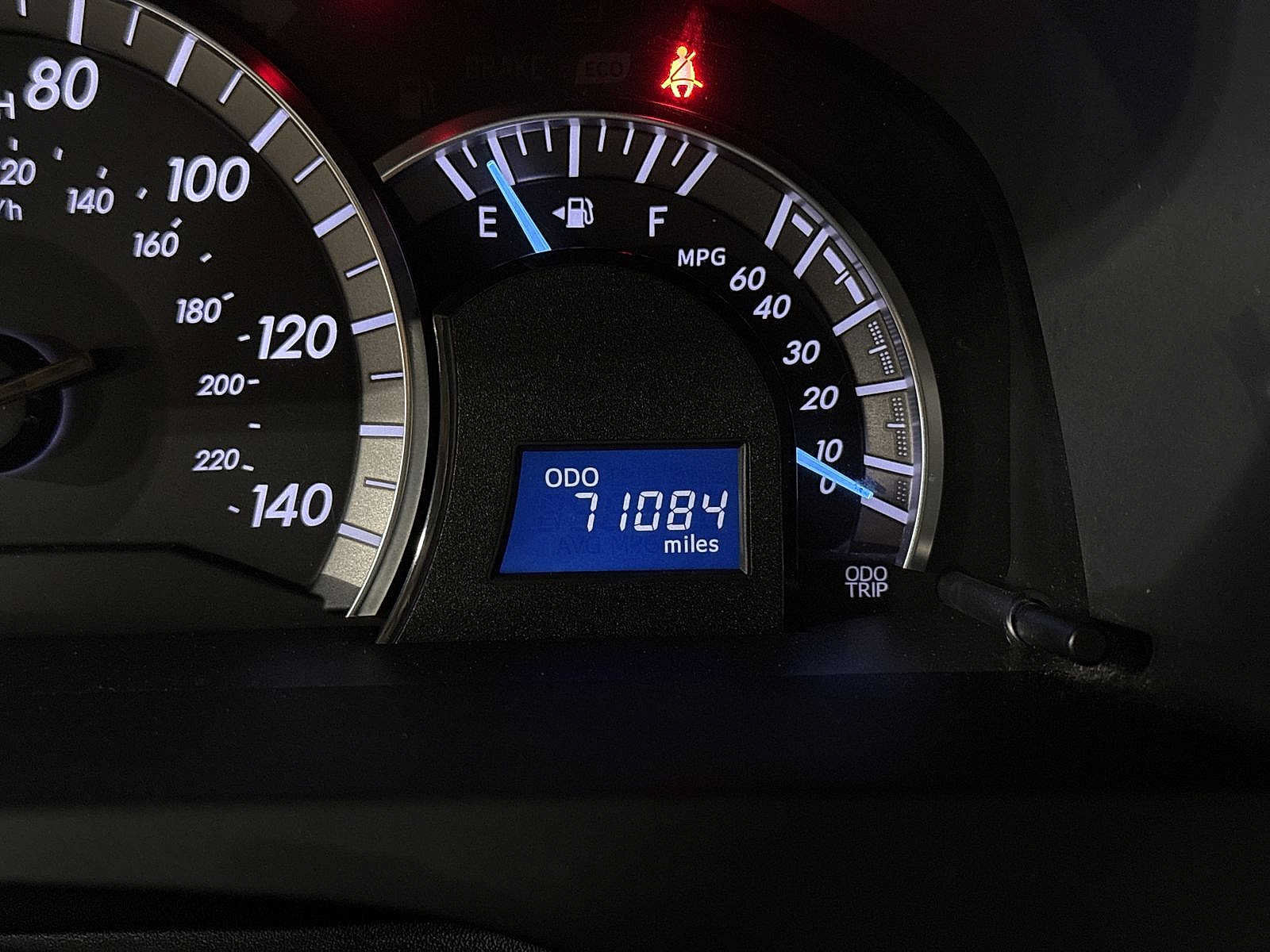Used 2012 Toyota Camry SE FWD image 19