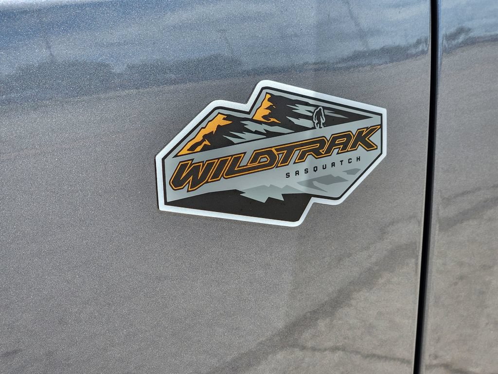 Used 2024 Ford Bronco Wildtrak AWD/4WD image 12