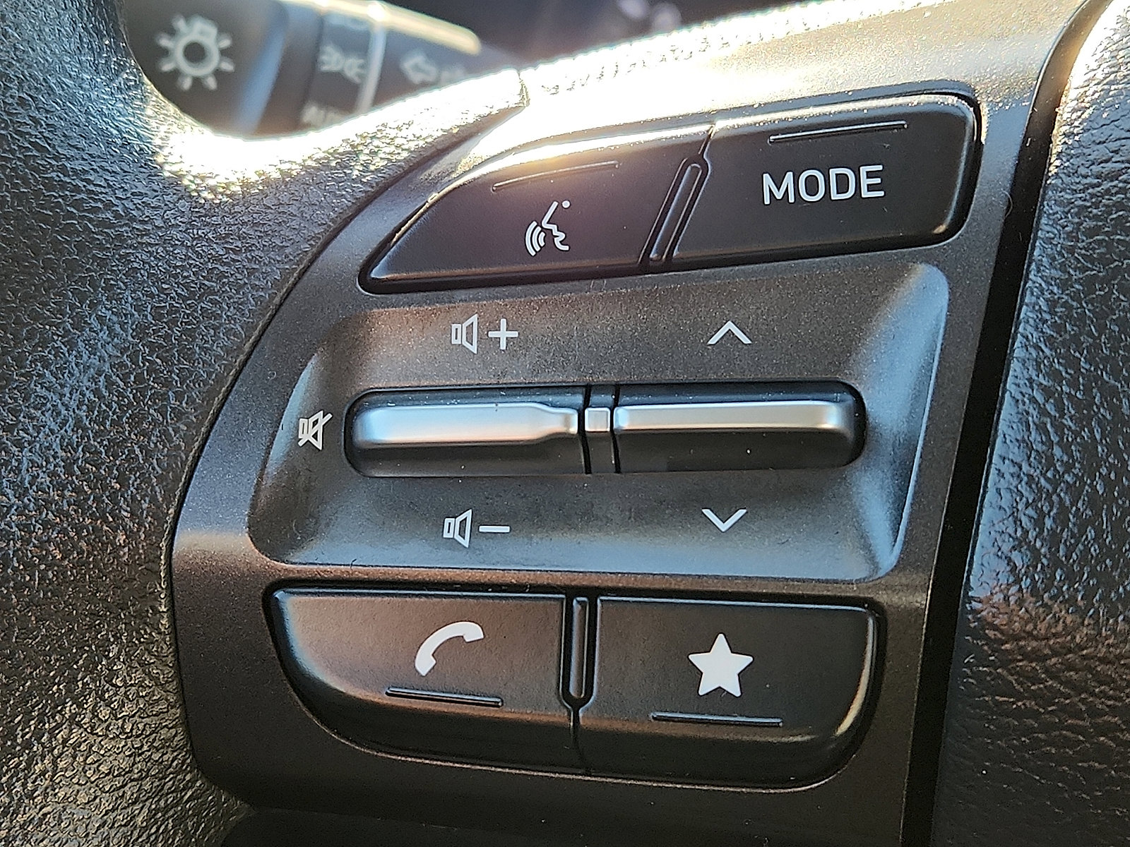 Used 2023 Hyundai Kona SEL image 20