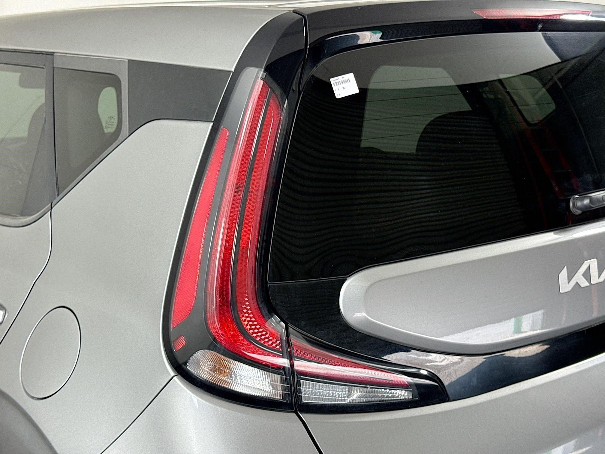 Used 2023 Kia Soul LX w/ Option Group 015 FWD image 35