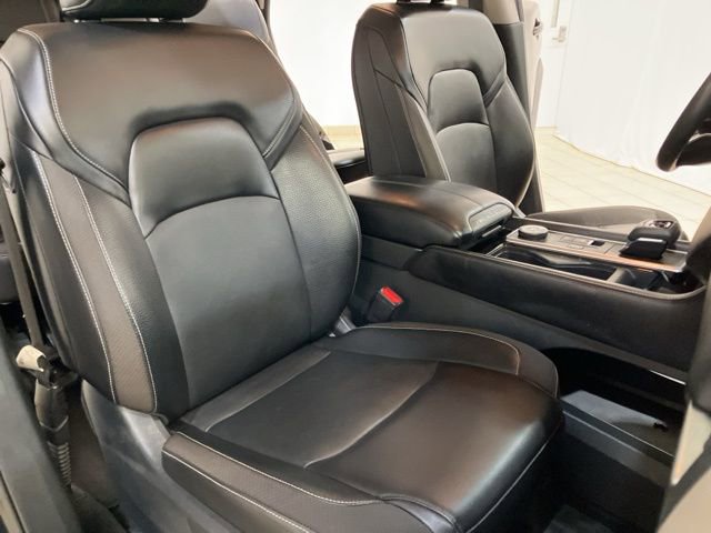 Used 2022 Nissan Pathfinder SL w/ SL Black Package image 26