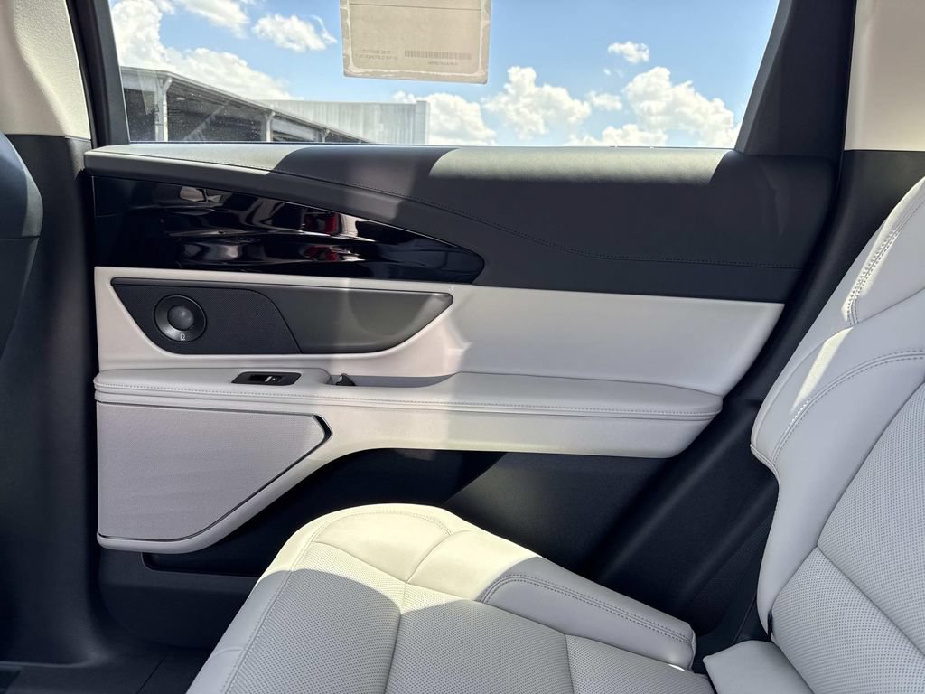 New 2026 Lincoln Nautilus Premier w/ Equipment Group 102A AWD/4WD image 14