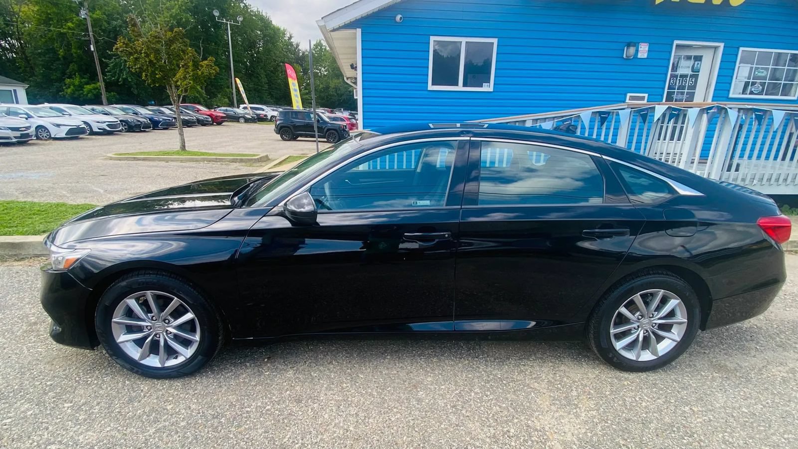 Used 2021 Honda Accord LX image 3
