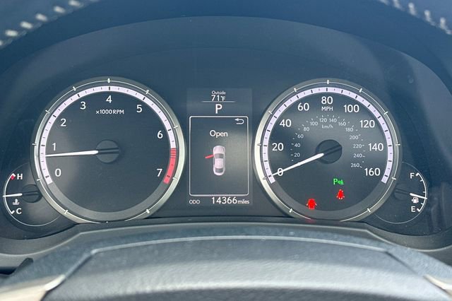 Used 2015 Lexus RC 350 w/ Luxury Package image 26