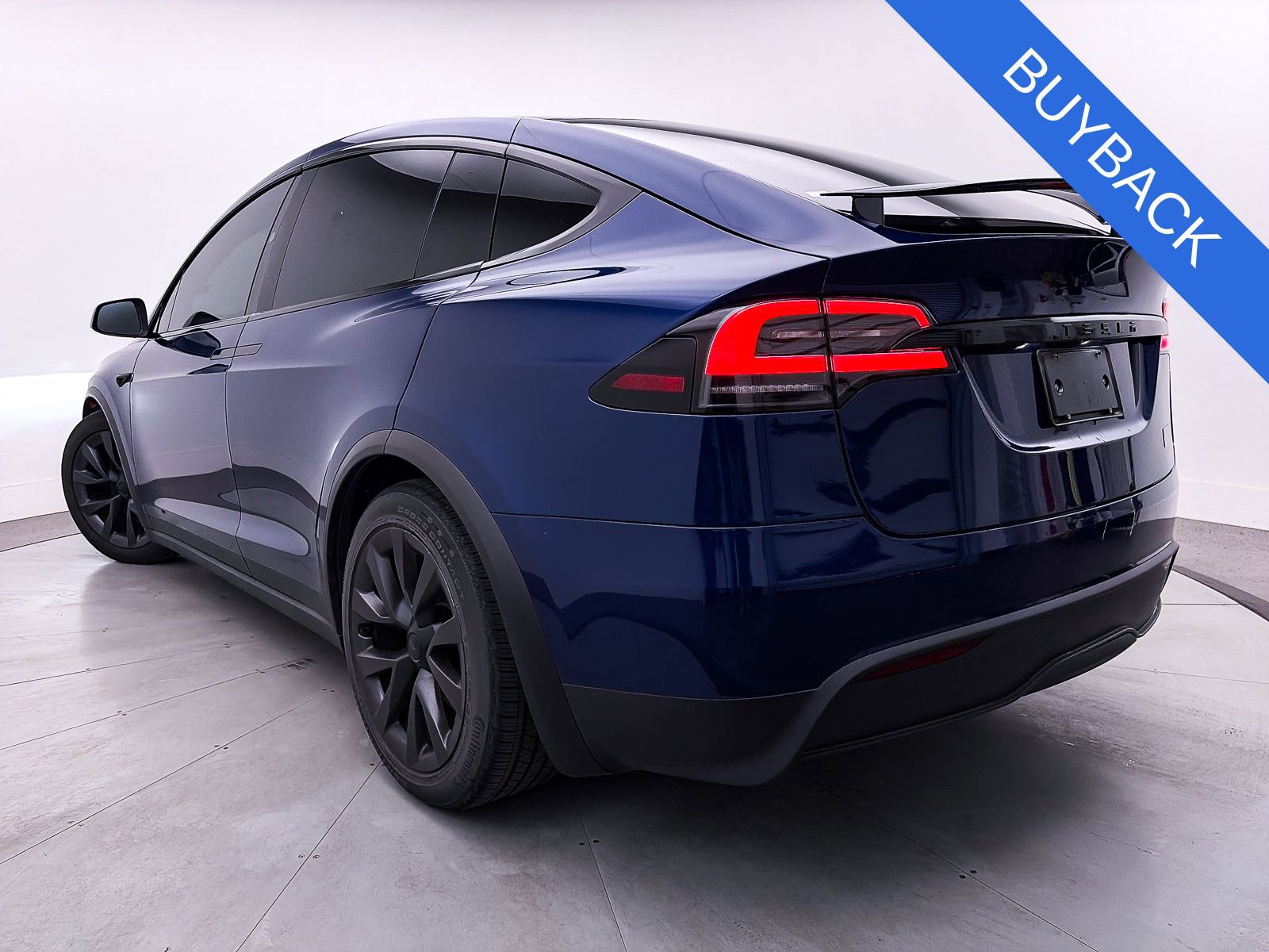 Used 2023 Tesla Model X Plaid AWD/4WD image 2