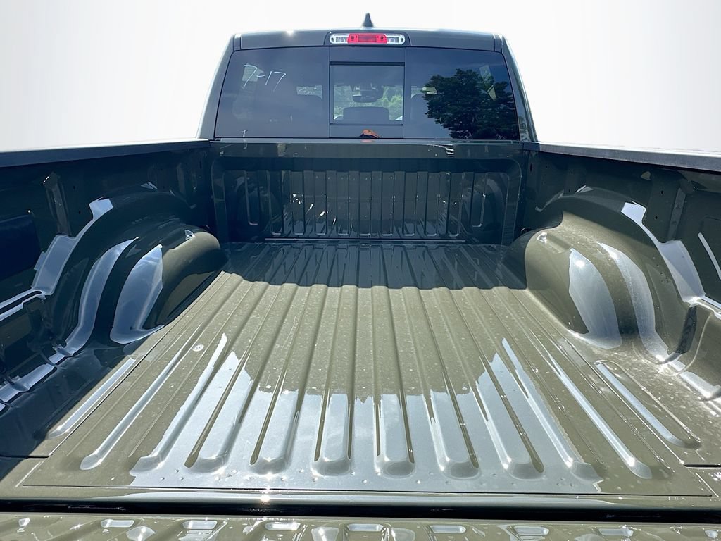 New 2026 RAM 1500 Laramie w/ Night Edition AWD/4WD image 34