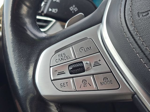 Used 2020 BMW X7 xDrive40i w/ Premium Package AWD/4WD image 25