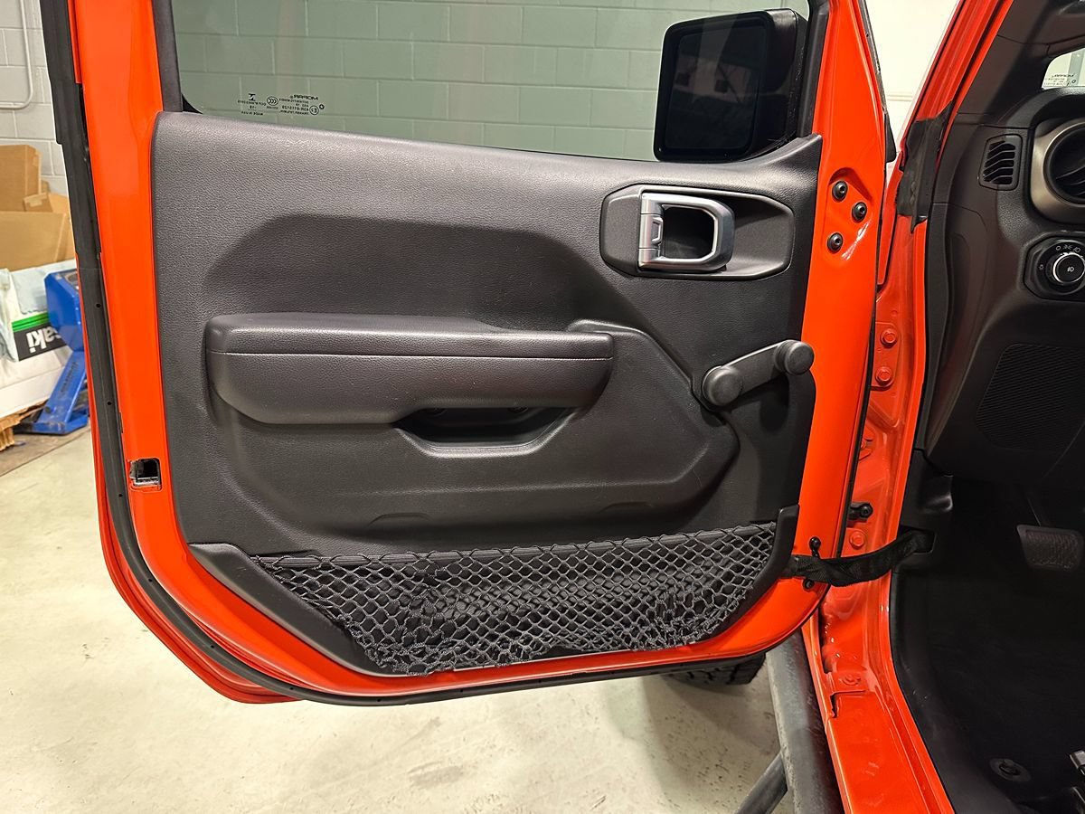 Used 2018 Jeep Wrangler Unlimited Sport AWD/4WD image 23