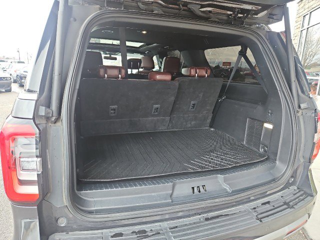 Used 2022 Ford Expedition Max Limited image 26