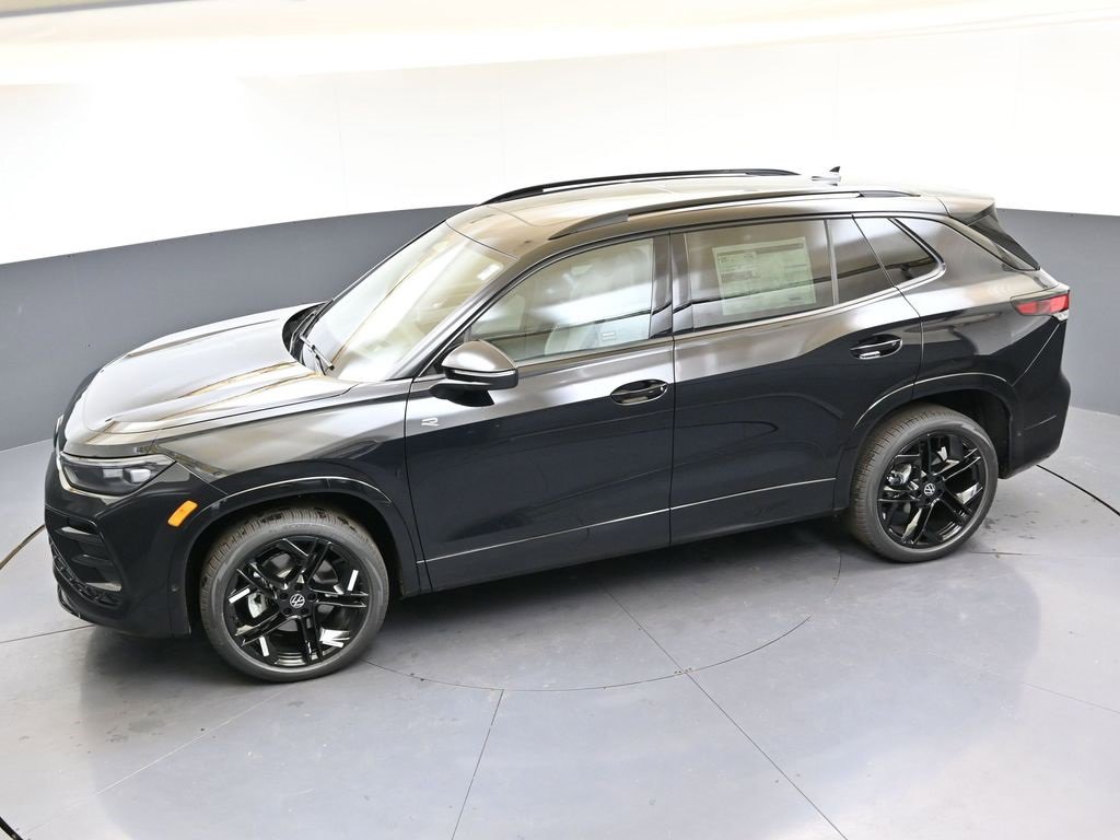 New 2026 Volkswagen Tiguan SE R-Line image 43