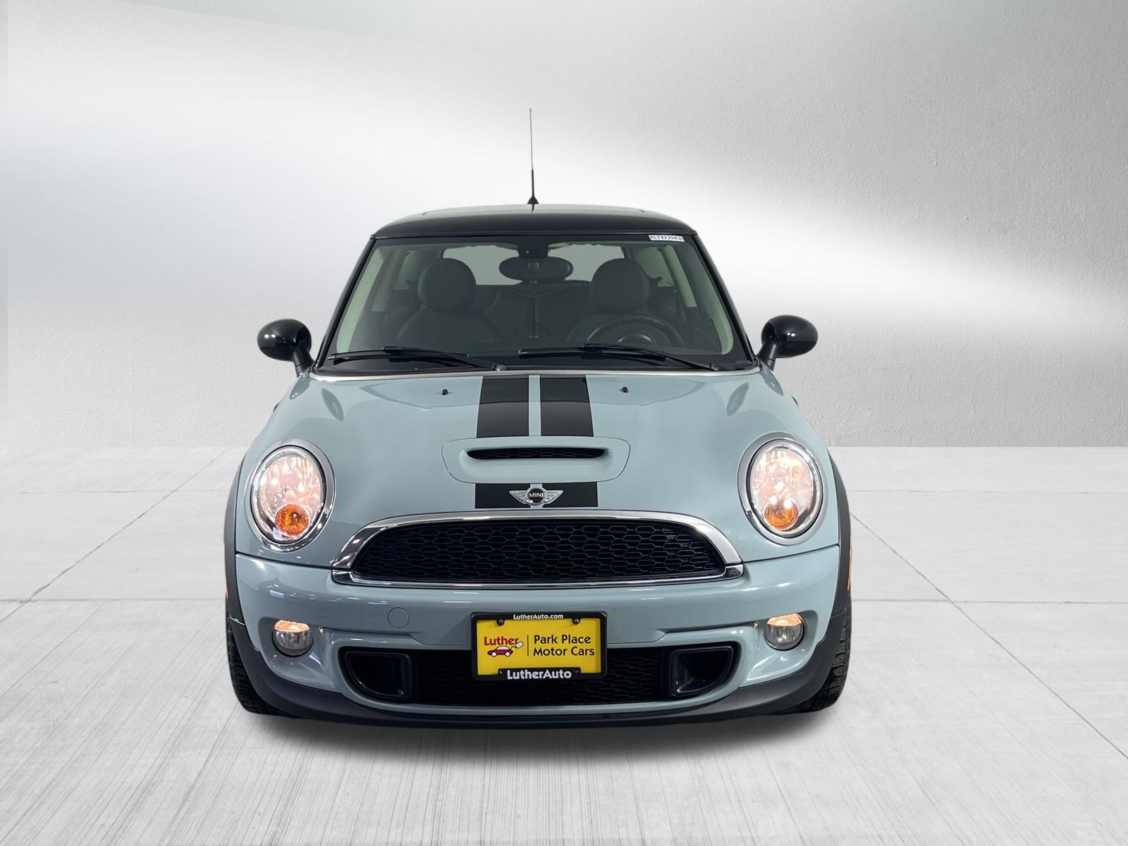 Used 2013 MINI Cooper S video 2
