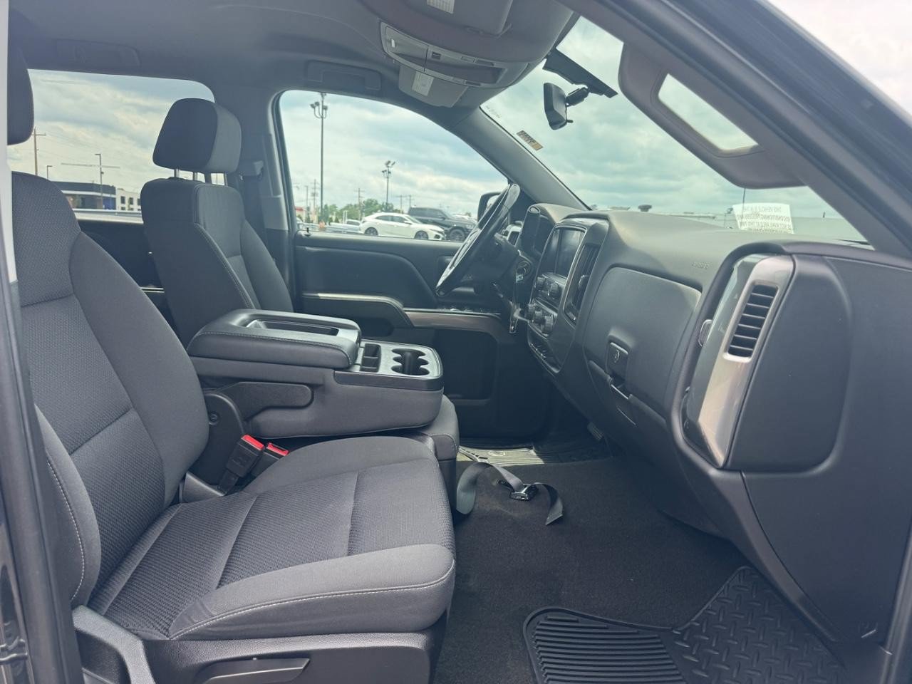 Used 2018 Chevrolet Silverado 1500 LT w/ All Star Edition AWD/4WD image 17