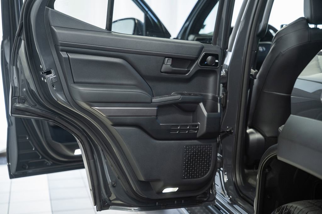 Used 2025 Toyota 4Runner TRD Off-Road Premium w/ Tow Technology Package image 43