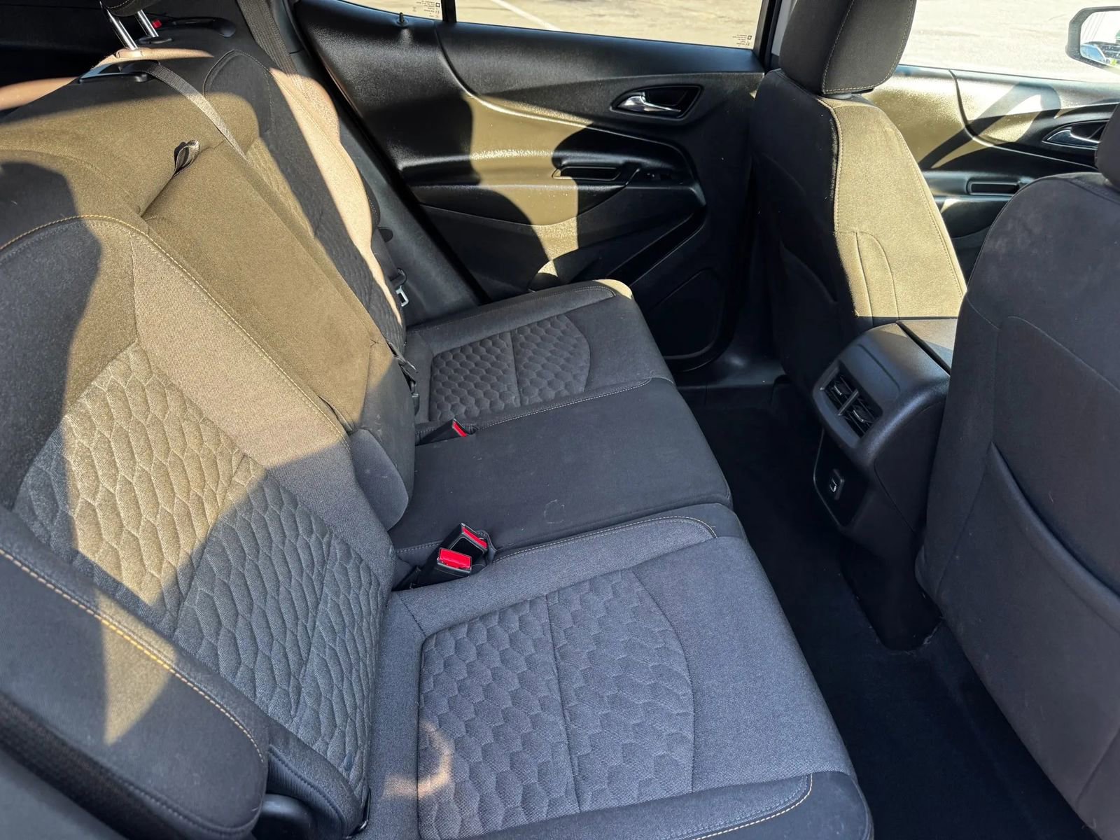 Used 2019 Chevrolet Equinox LT FWD image 4