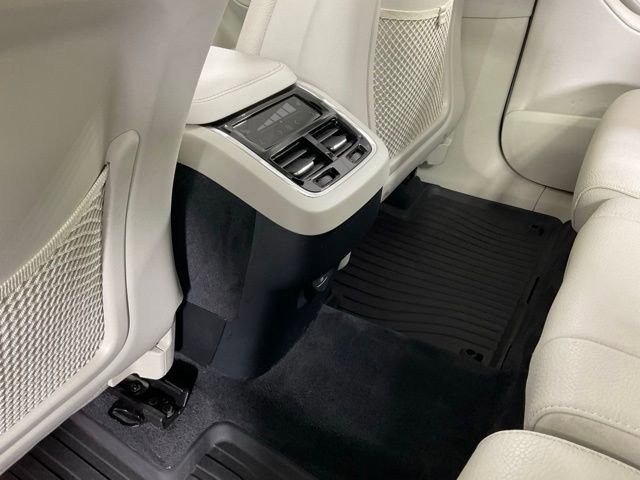 Used 2024 Volvo XC90 B6 Plus w/ Protection Package Premier AWD/4WD image 18