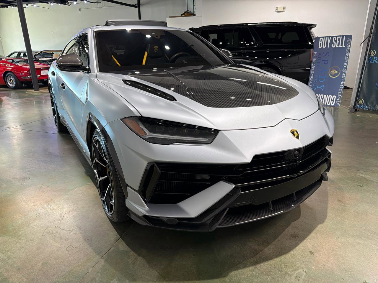 Used 2024 Lamborghini Urus Performante AWD/4WD image 12