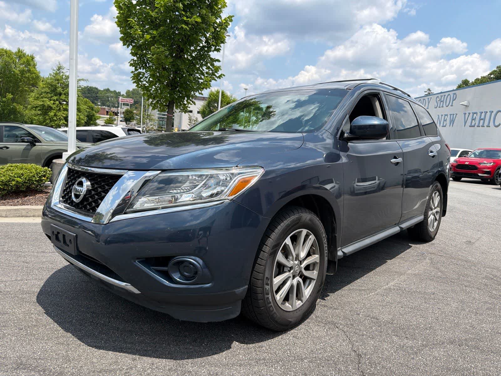 Used 2016 Nissan Pathfinder S
