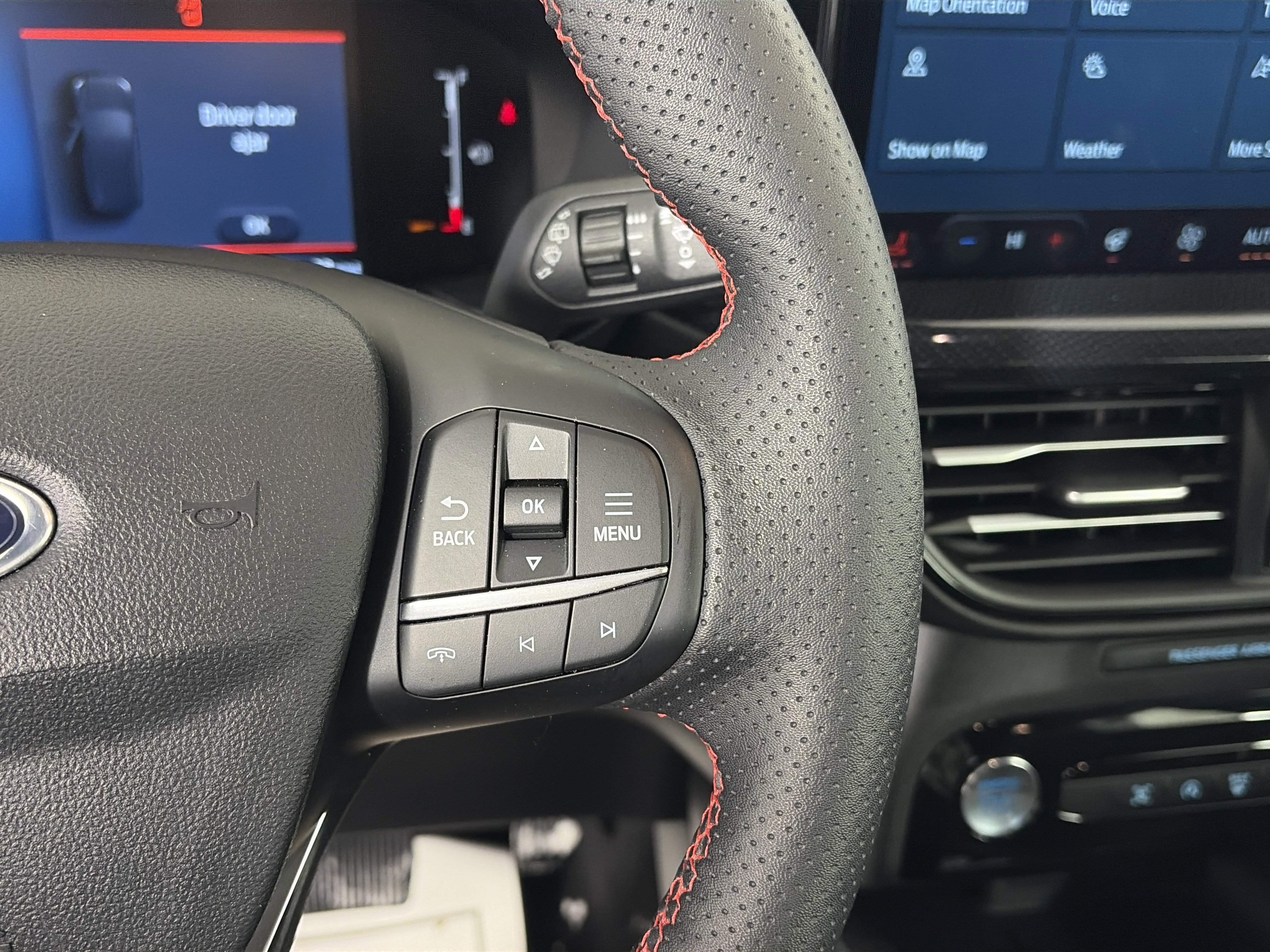 Used 2025 Ford Escape ST-Line w/ Tech Pack #1 image 34