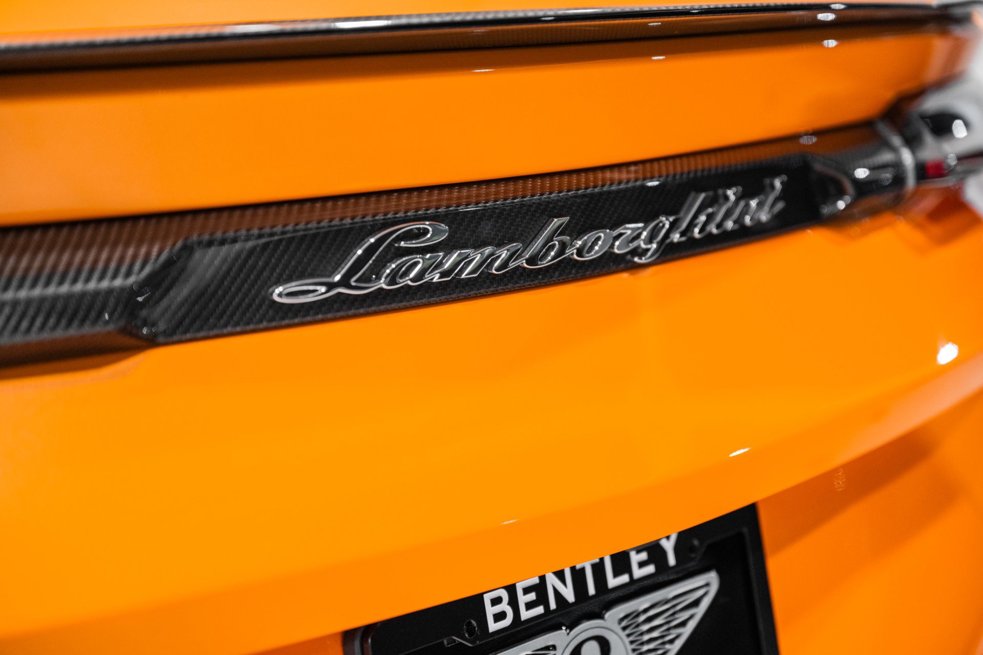 Used 2022 Lamborghini Urus image 12