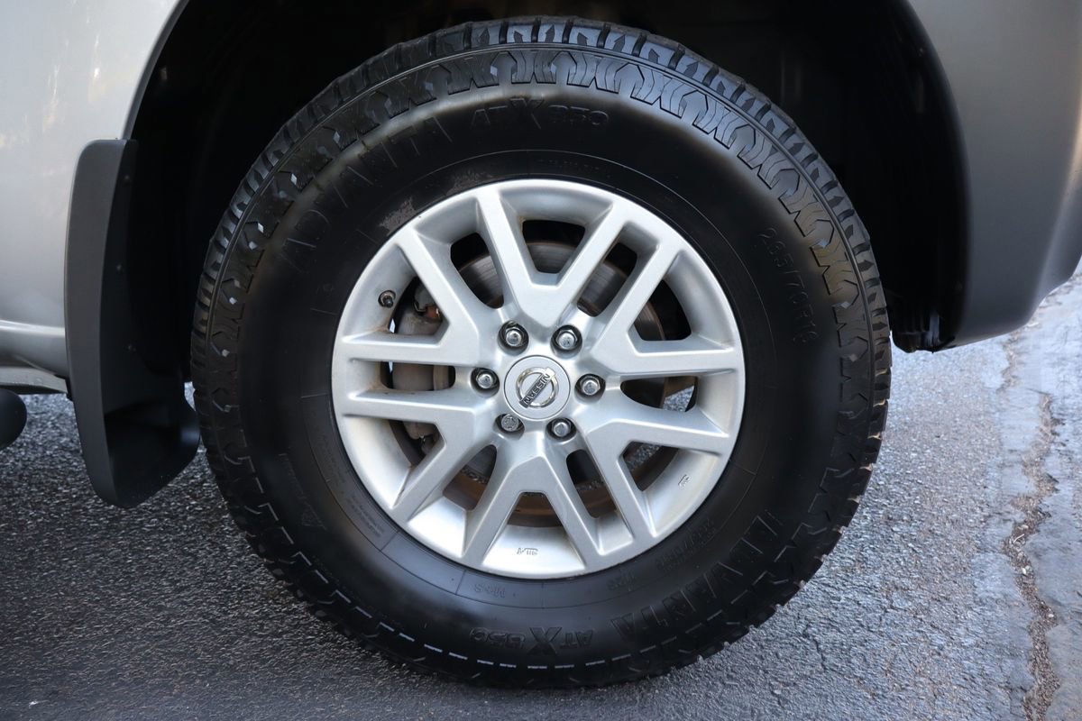 Used 2015 Nissan Xterra S image 43