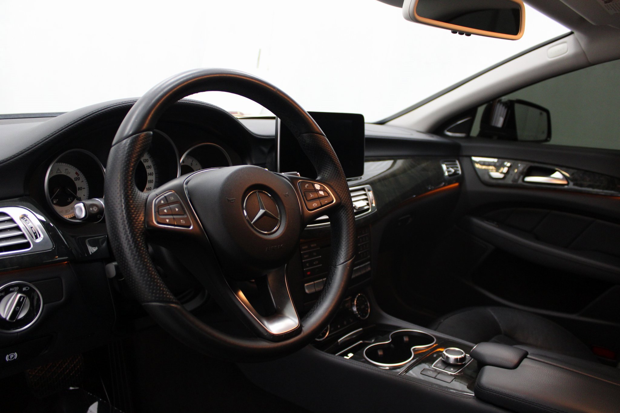 Used 2015 Mercedes-Benz CLS 400 image 14