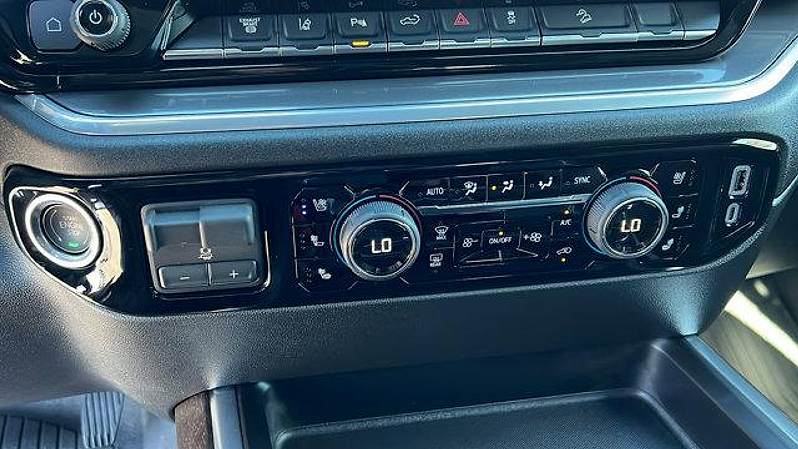 New 2026 Chevrolet Silverado 2500 High Country w/ High Country Premium Package image 25