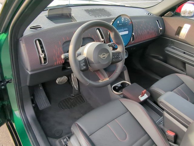 Used 2025 MINI Cooper Countryman John Cooper Works w/ Comfort Package Max image 9