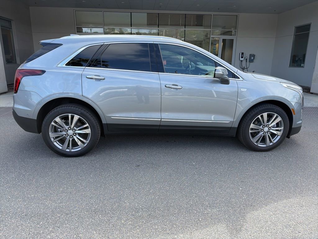 Used 2026 Cadillac XT5 Premium Luxury w/ Driver Assist Package AWD/4WD image 8