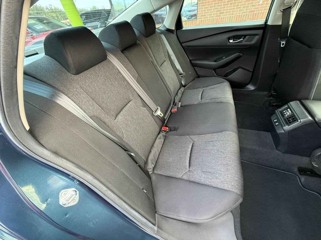 Used 2025 Honda Accord SE image 12