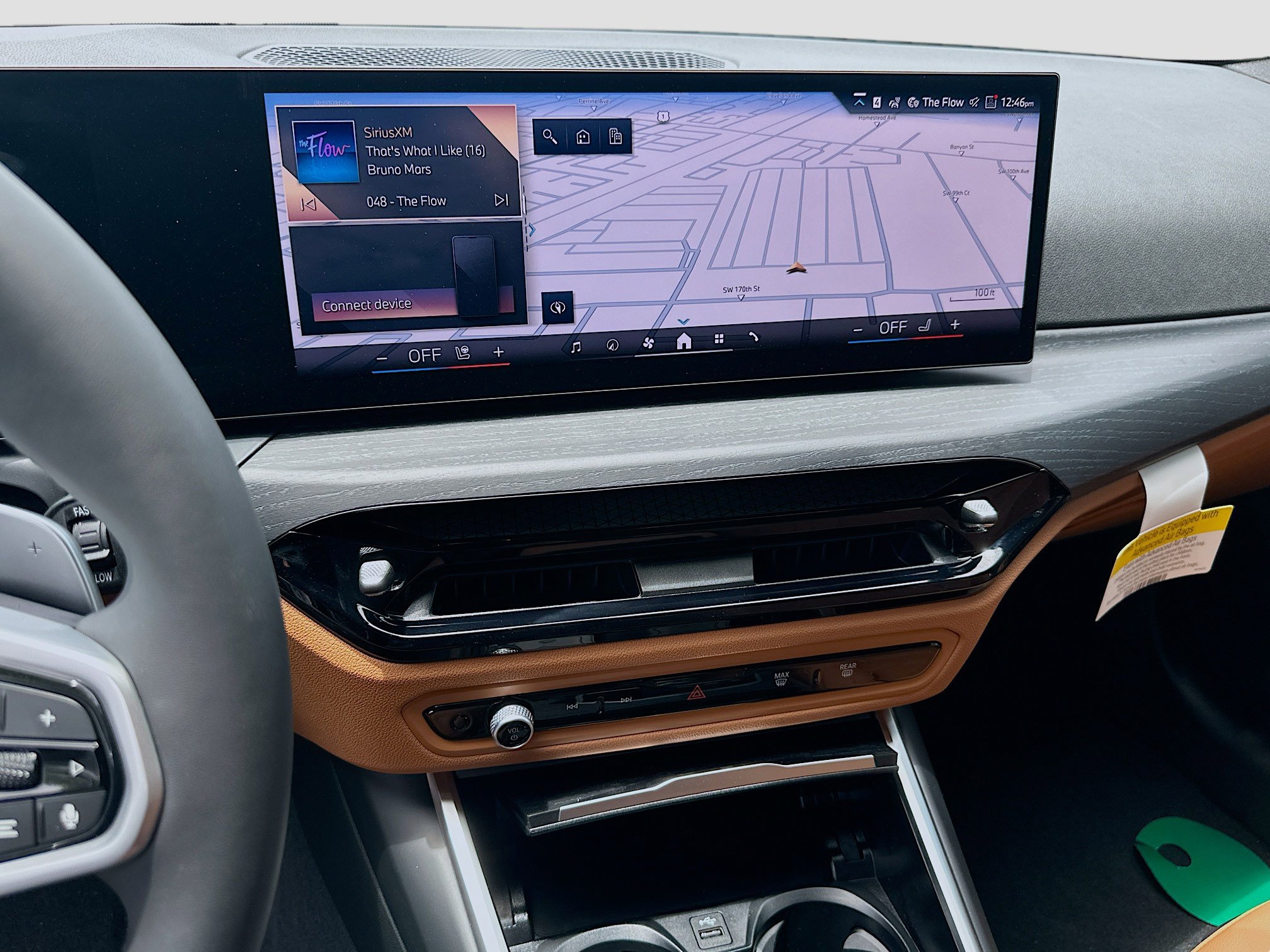 New 2026 BMW 330i Sedan w/ M Sport Package RWD image 10