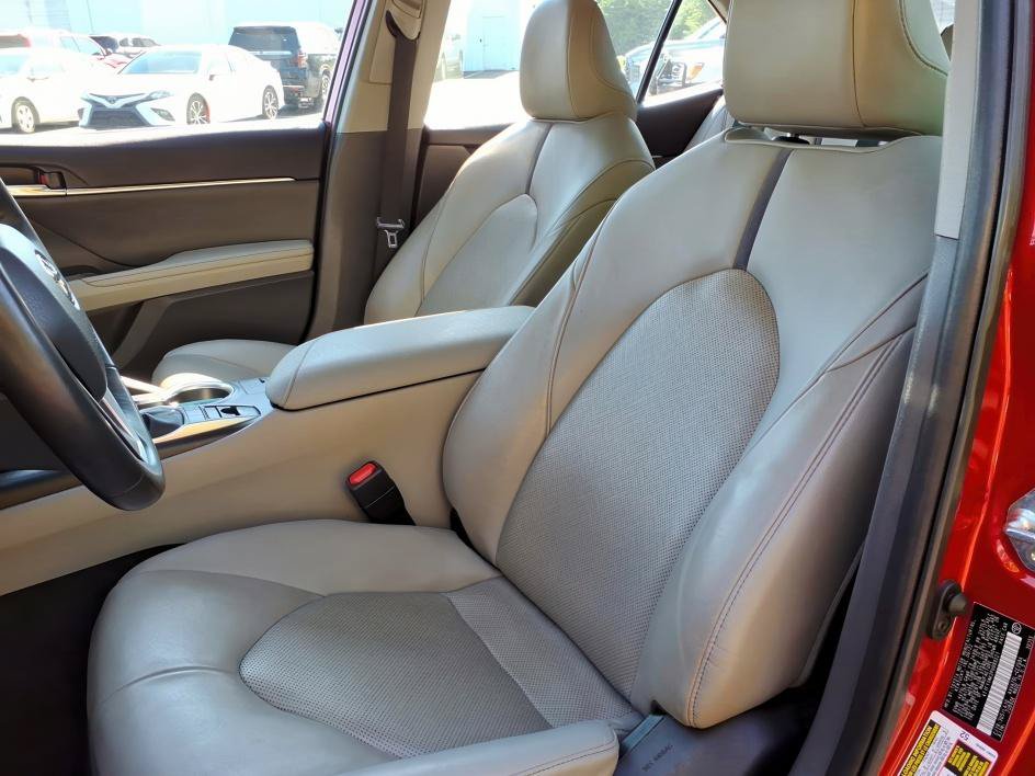 Certified 2023 Toyota Camry XLE FWD image 14