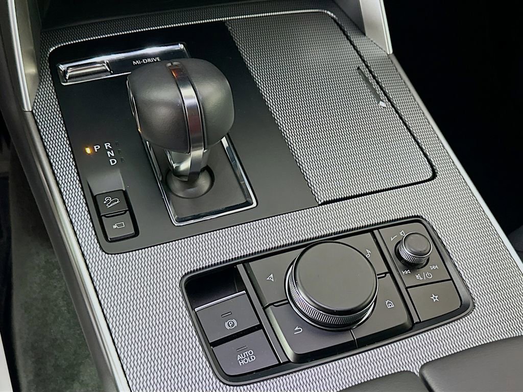 Certified 2025 MAZDA CX-70 3.3 Turbo w/ Premium Plus Pkg image 17