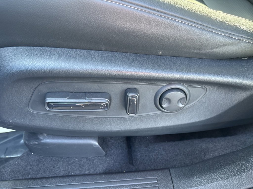 Used 2025 Honda CR-V EX-L image 21