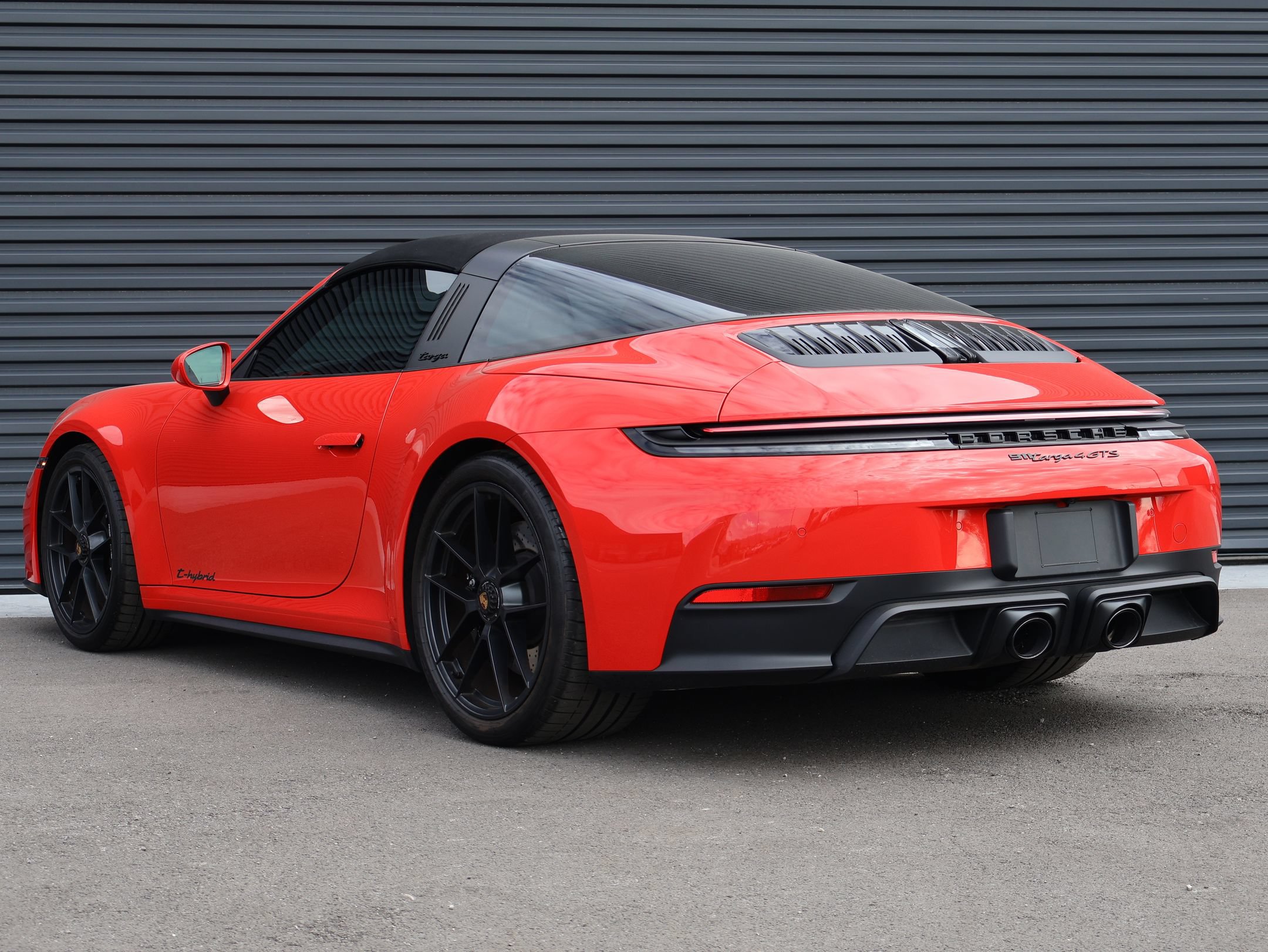 Certified 2026 Porsche 911 Targa 4 GTS AWD/4WD image 3