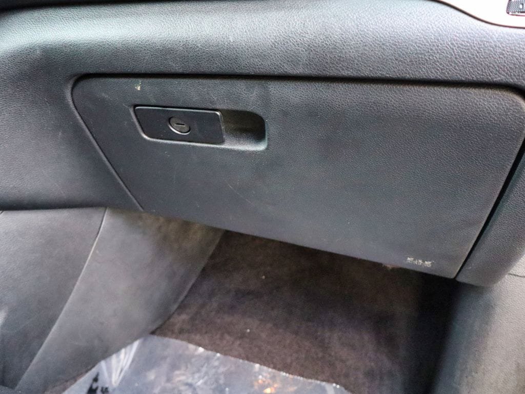 Used 2018 Jeep Cherokee Limited AWD/4WD image 38