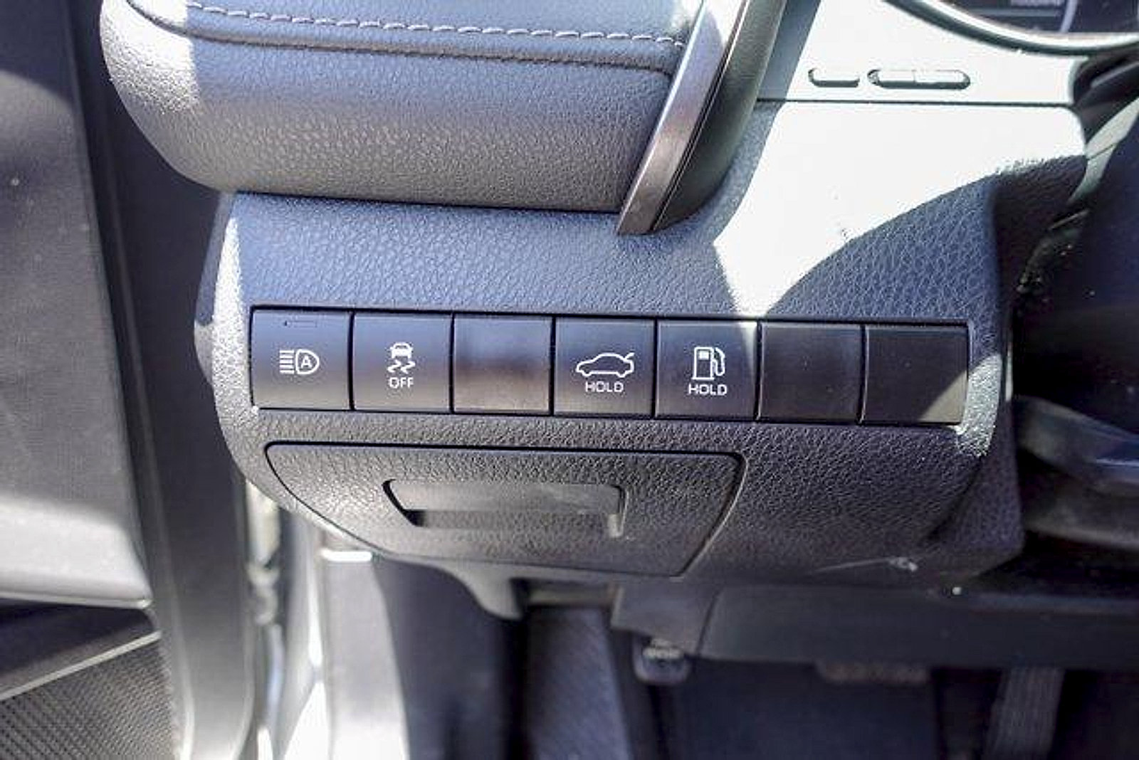 Used 2024 Toyota Camry SE FWD image 12