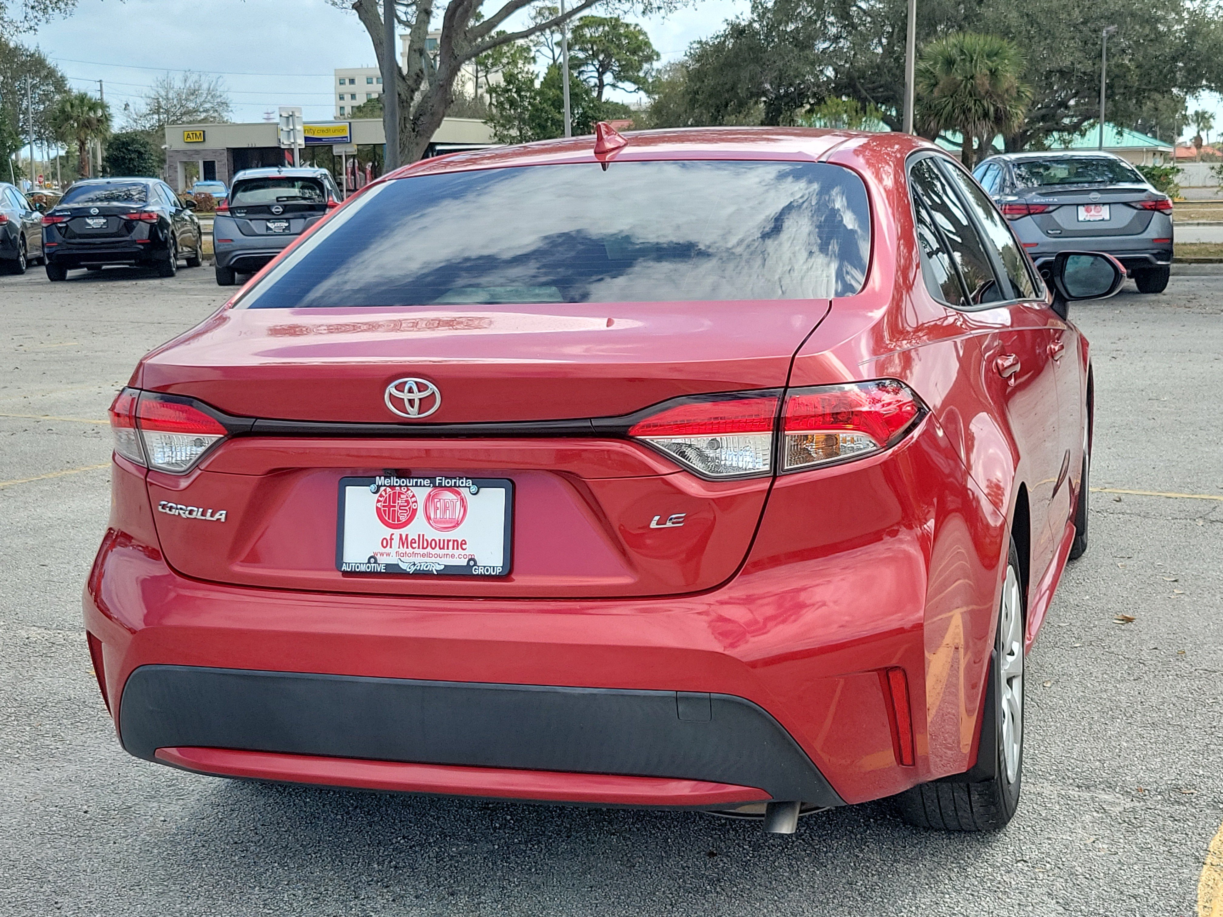Used 2021 Toyota Corolla LE FWD image 4