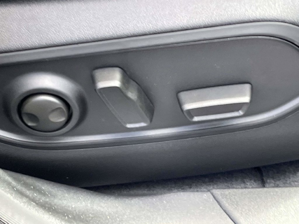 New 2026 Jeep Cherokee Limited AWD/4WD image 16