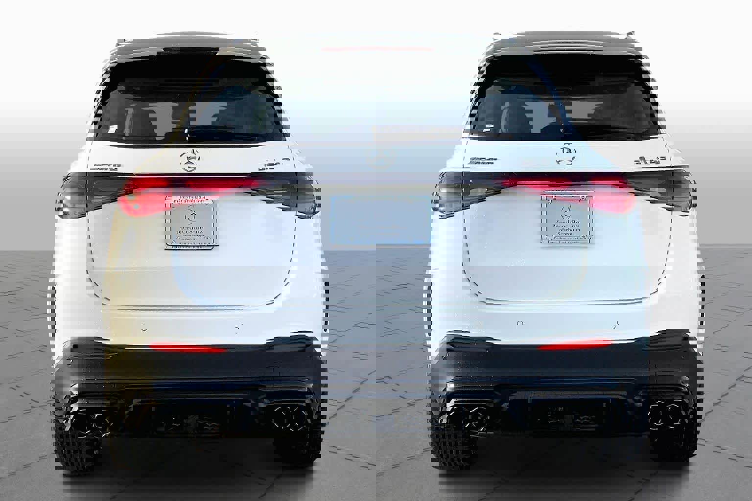 New 2026 Mercedes-Benz GLC 43 AMG 4MATIC image 4