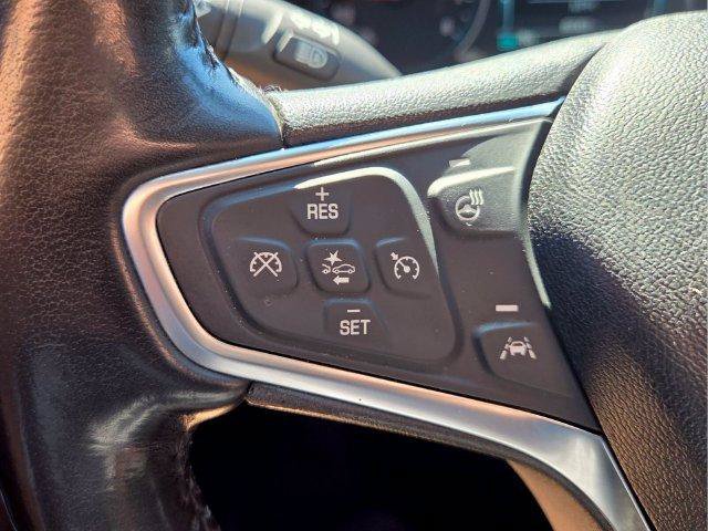 Used 2018 Chevrolet Equinox Premier FWD image 32