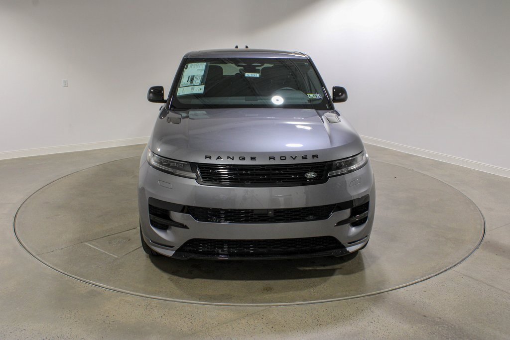 New 2025 Land Rover Range Rover Sport Dynamic SE image 8