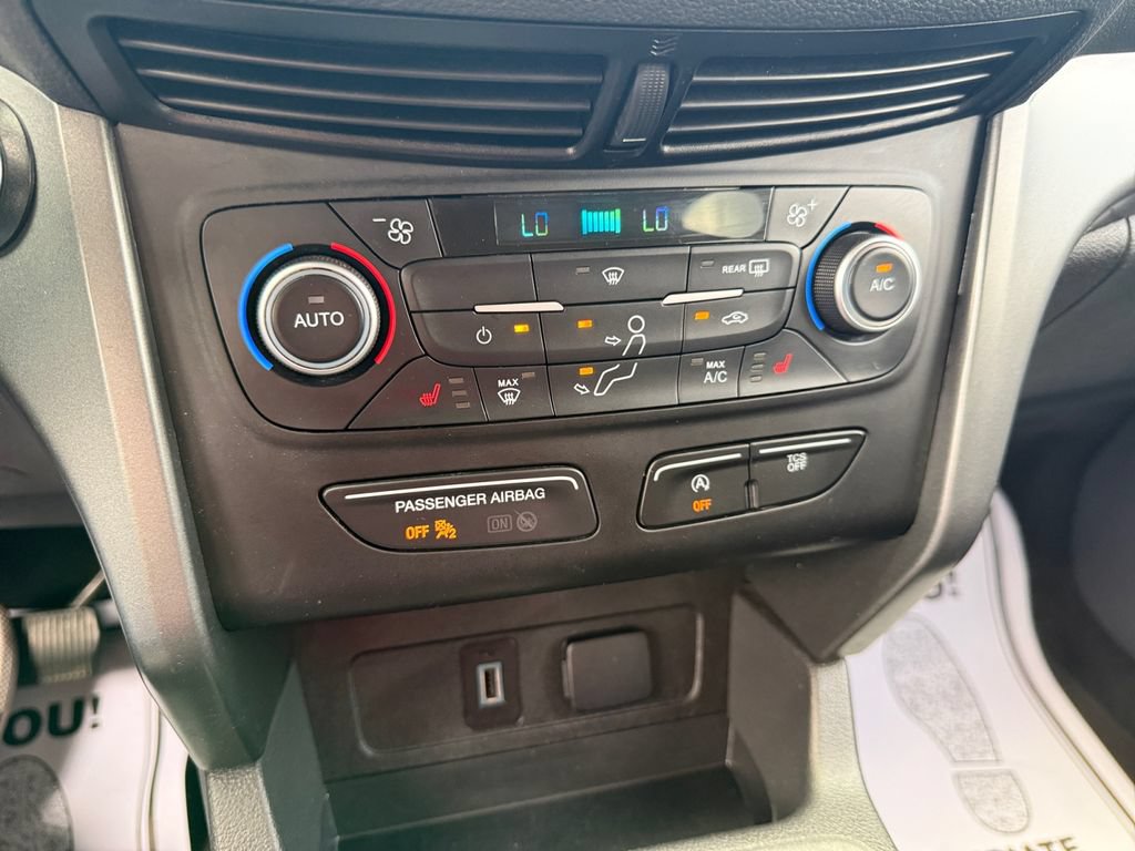Used 2019 Ford Escape SE FWD image 28