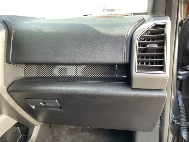 Used 2018 Ford F150 Raptor w/ Equipment Group 802A Luxury image 34