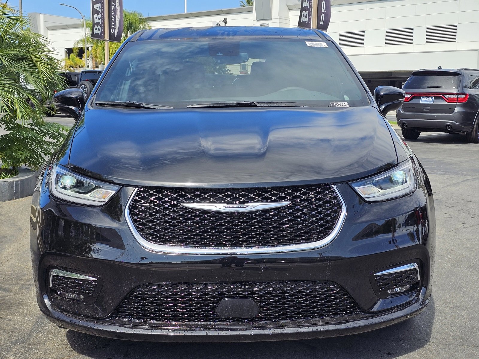 New 2026 Chrysler Pacifica Select