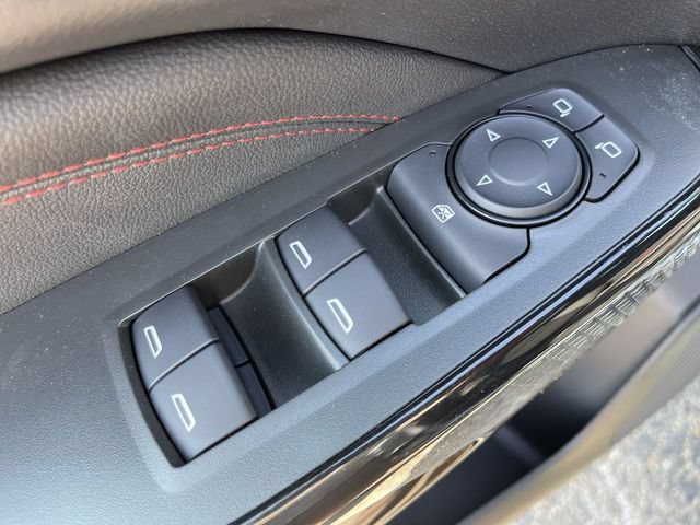 New 2026 Chevrolet Trax RS w/ Sunroof Package FWD image 13