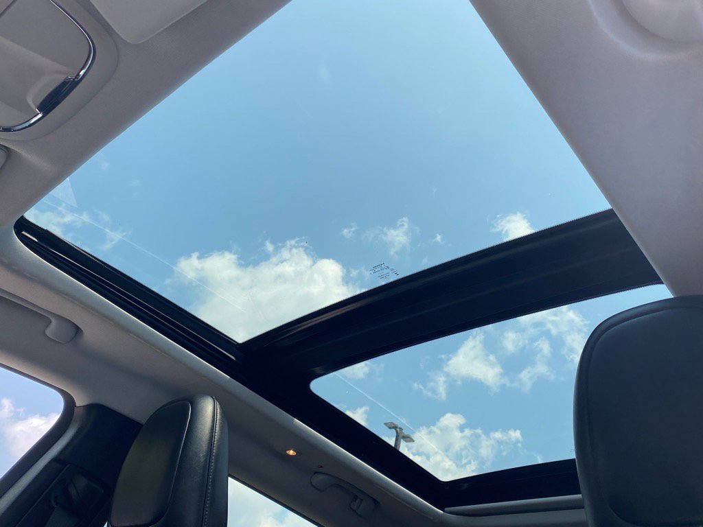 Used 2021 Jeep Cherokee Limited image 22