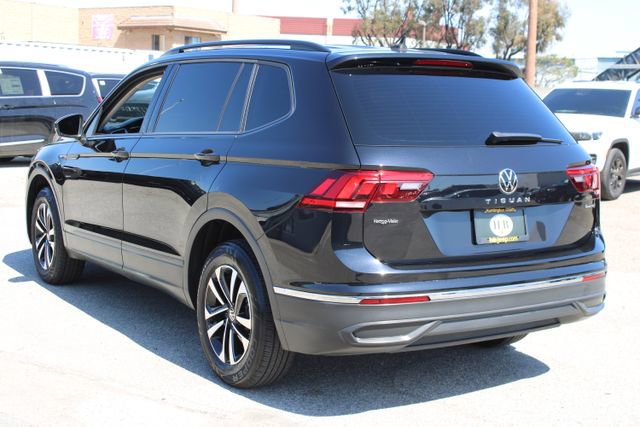Used 2022 Volkswagen Tiguan S image 3