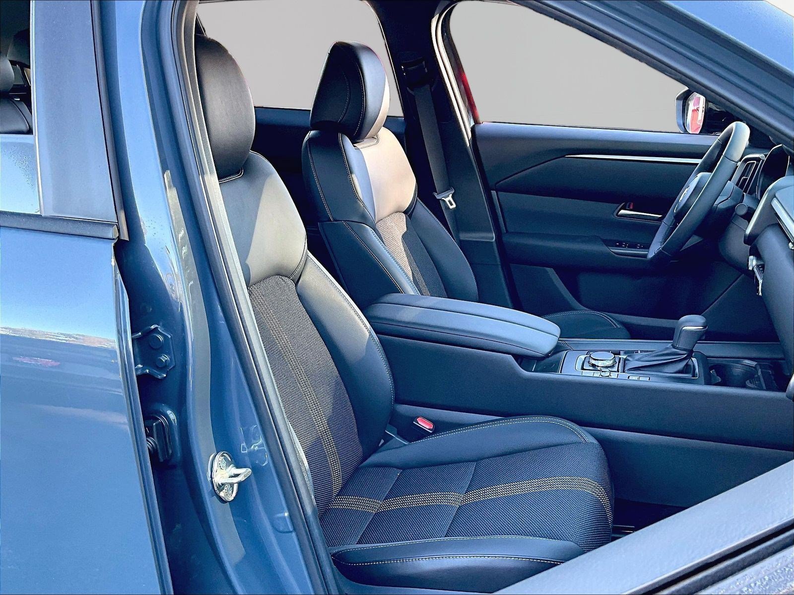 New 2026 MAZDA CX-50 2.5 Hybrid w/ Preferred Pkg AWD/4WD image 19