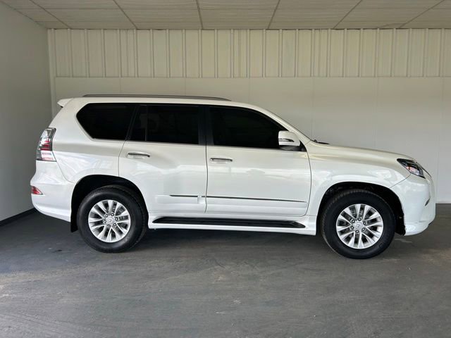 Used 2018 Lexus GX 460 Premium w/ Premium Package AWD/4WD image 2